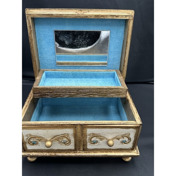 Jewelry Box Made In Japan Gold Blue Velvet Interior Vintage - Picture 2 of 4